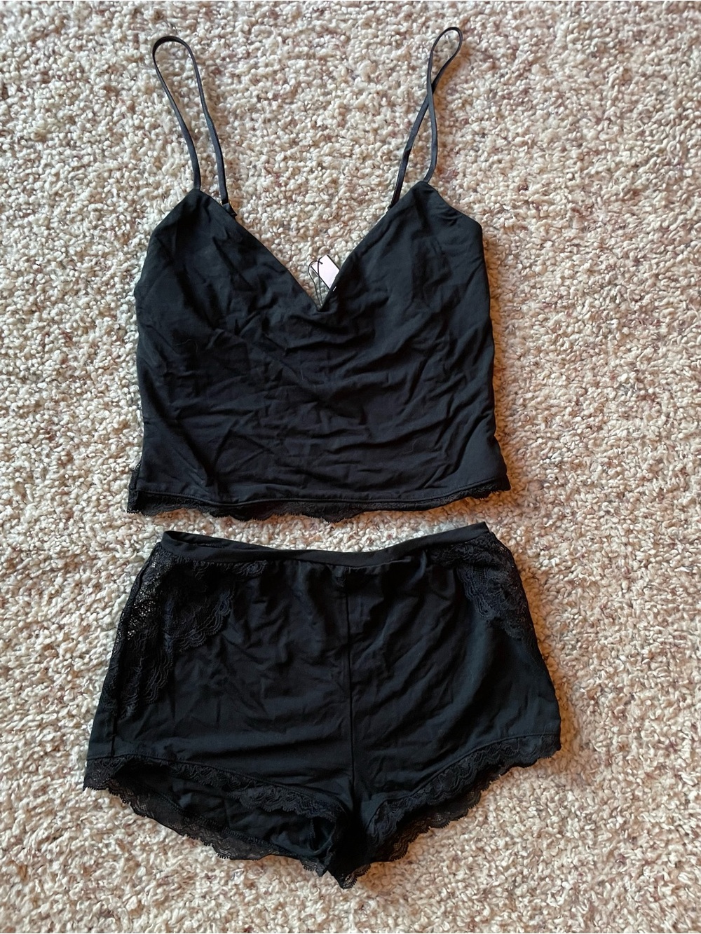 BNWT VICTORIA’S SECRET Black Lace-Trim Camisole & Short Sleep Set Size XS